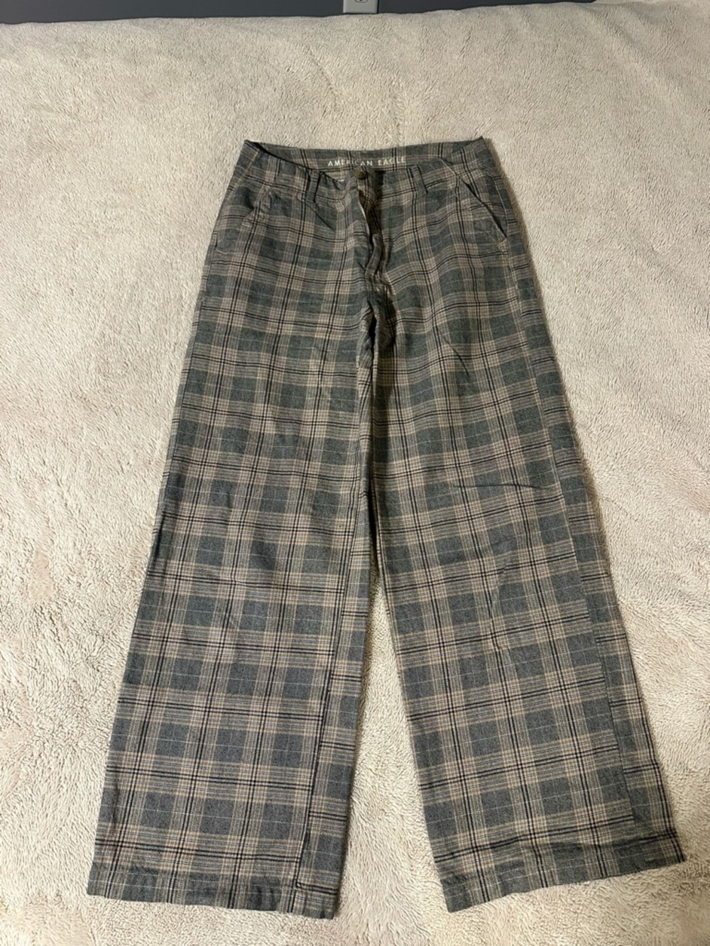 AE Super High-Waisted Baggy Wide-Leg Trouser